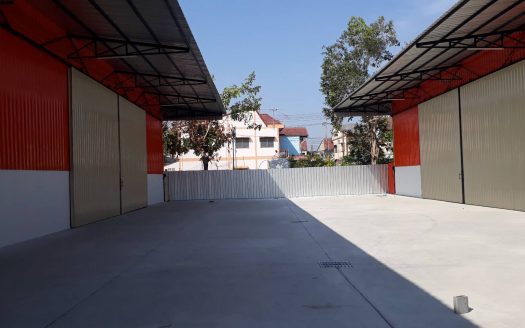 MTK016 โกดังให้เช่า/โรงงานให้เช่า  ขนาด 250 – 300 ตร.ม. ลำลูกกาคลอง 4 หลังบิ๊กซีลำลูกกาคลองสี่ ใกล้วงแหวนรอบนอก อ.ลำลูกกา จ.ปทุมธานี