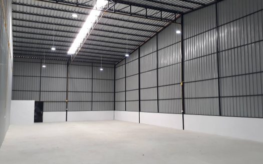 MTK016 โกดังให้เช่า/โรงงานให้เช่า  ขนาด 250 – 300 ตร.ม. ลำลูกกาคลอง 4 หลังบิ๊กซีลำลูกกาคลองสี่ ใกล้วงแหวนรอบนอก อ.ลำลูกกา จ.ปทุมธานี