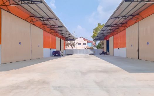 MTK016 โกดังให้เช่า/โรงงานให้เช่า  ขนาด 250 – 300 ตร.ม. ลำลูกกาคลอง 4 หลังบิ๊กซีลำลูกกาคลองสี่ ใกล้วงแหวนรอบนอก อ.ลำลูกกา จ.ปทุมธานี