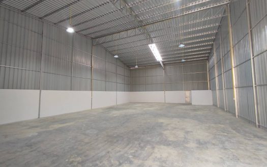 MTK024 โกดังให้เช่า / คลังสินค้าให้เช่าลำลูกกา 4 คลองสี่ ต.ลาดสวาย อ.ลำลูกกา จ.ปทุมธานี เดินทางสะดวกใกล้มอเตอร์เวย์