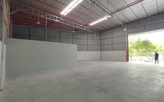 MTK022 โกดังเดี่ยวให้เช่าชัยพฤกษ์-ราชพฤกษ์ ซอยบางพลับ 2 ขนาด 250 ตร.ม. มีที่จอดรถ มีออฟฟิศ+แอร์ ติดริมน้ำ อ.ปากเกร็ด จ.นนทบุรี